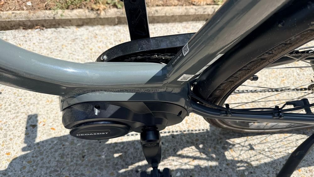 V&eacute;lo &eacute;lectrique Neomouv Allegria 2 HY Graphite 28'? 2025 Vélos