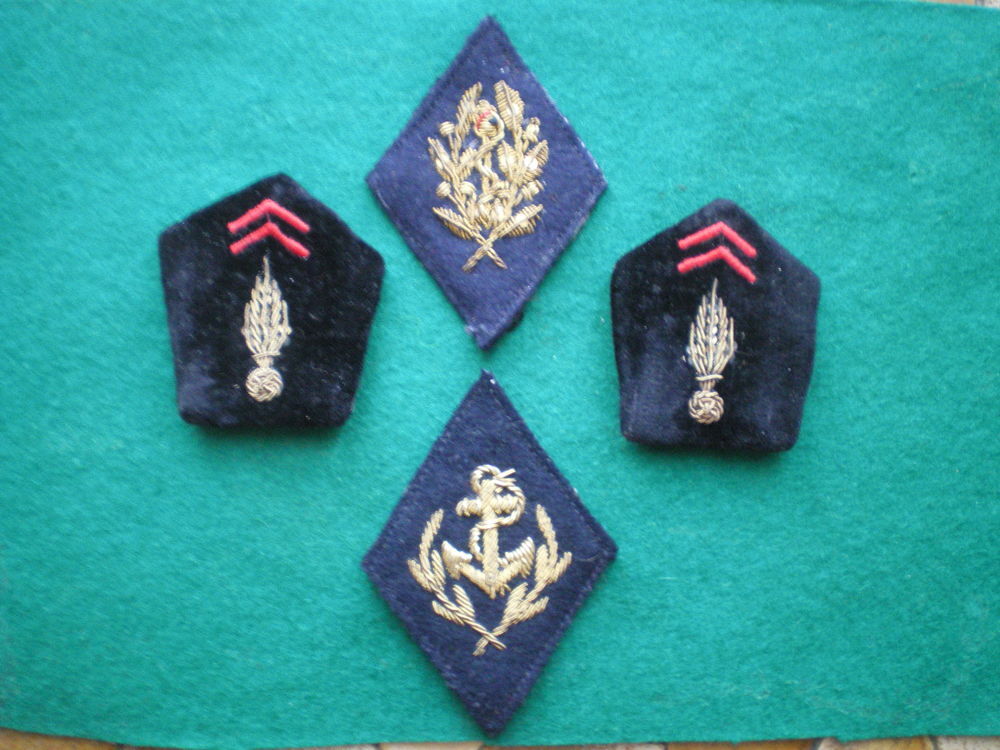 Insignes militaires en tissu - Sant&eacute; Chancellerie G&eacute;nie. 