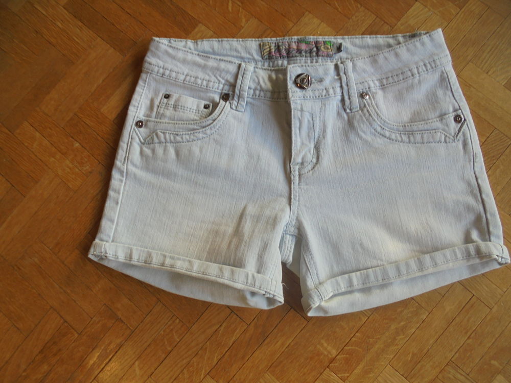 Short en jean (22) Vêtements