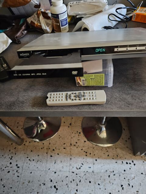lecteur De Dvd Dvix avec tlcommande 10 Argenteuil (95)