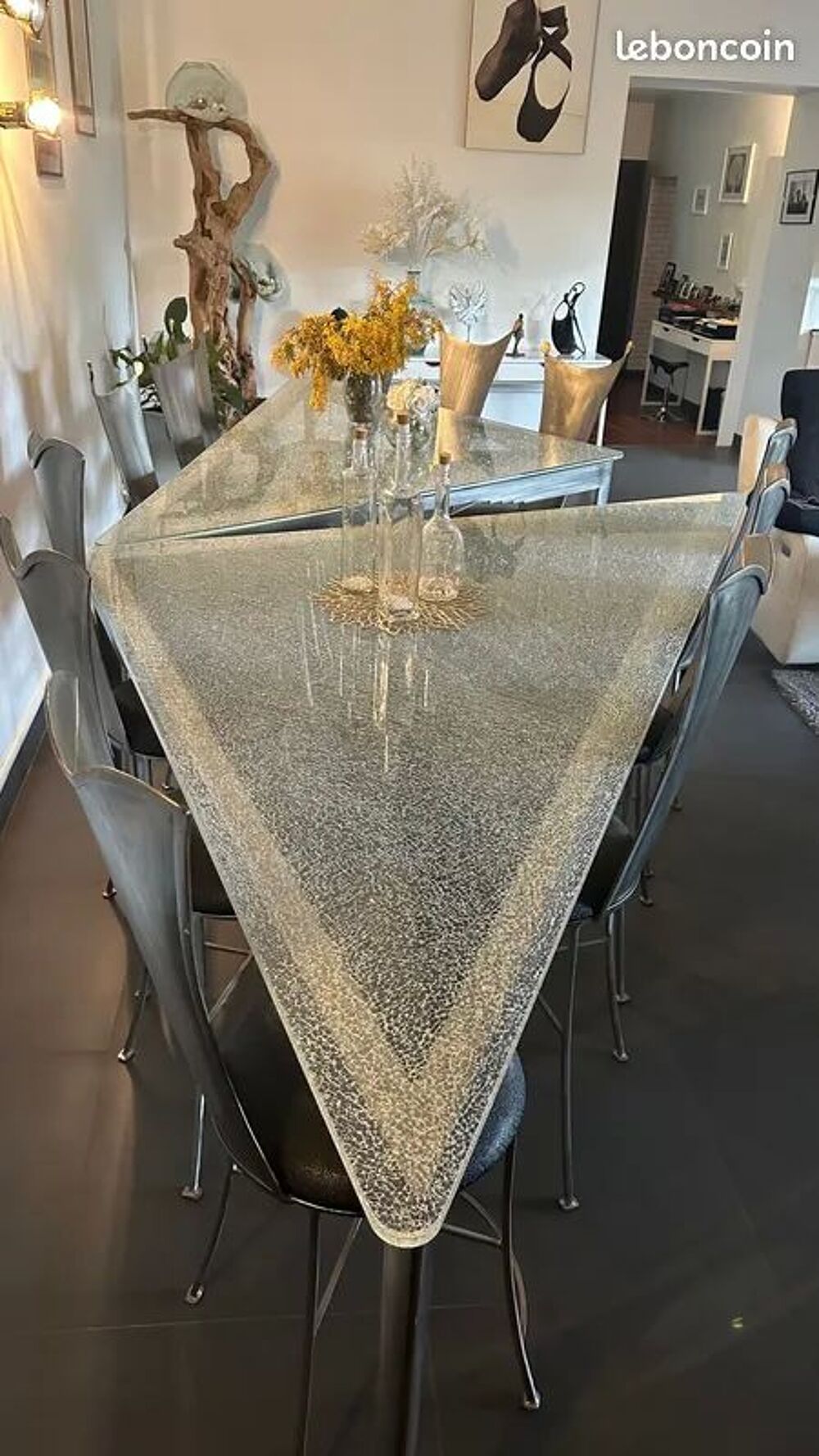 TABLE TABARLY LE VOILIER + 12 CHAISES
Meubles