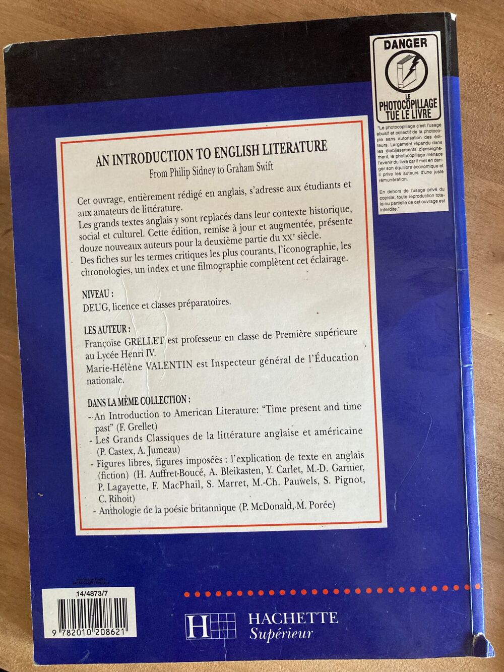 An Introduction to English Literature Livres et BD