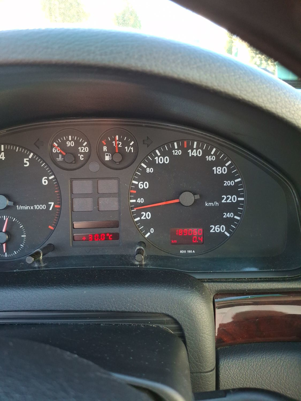 A4 1.8i 20S Pack Clim 1997 occasion 91630 Cheptainville