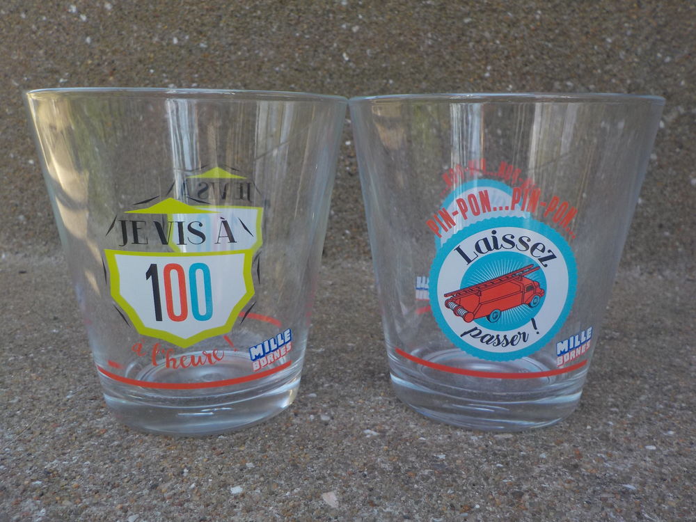 LOT DE 2 VERRES PUBLICITAIRES MILLE BORNES
Cuisine