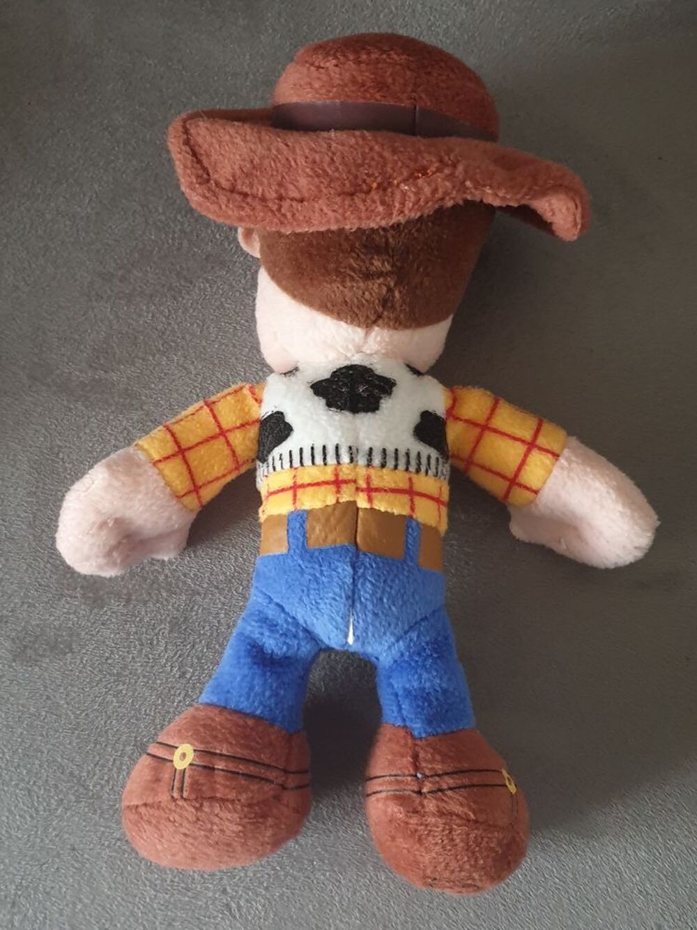 Doudou peluche ? Sh&eacute;rif Woody ? Toy Story Jeux / jouets