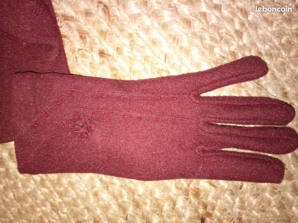 paire de gants neufs Vêtements