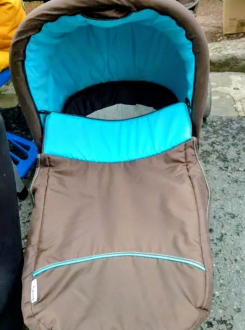 Poussette trio Pu�riculture