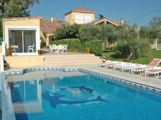 Vente Maison grosse proprieter maison +gite+piscine+ grand hangar 900M2 