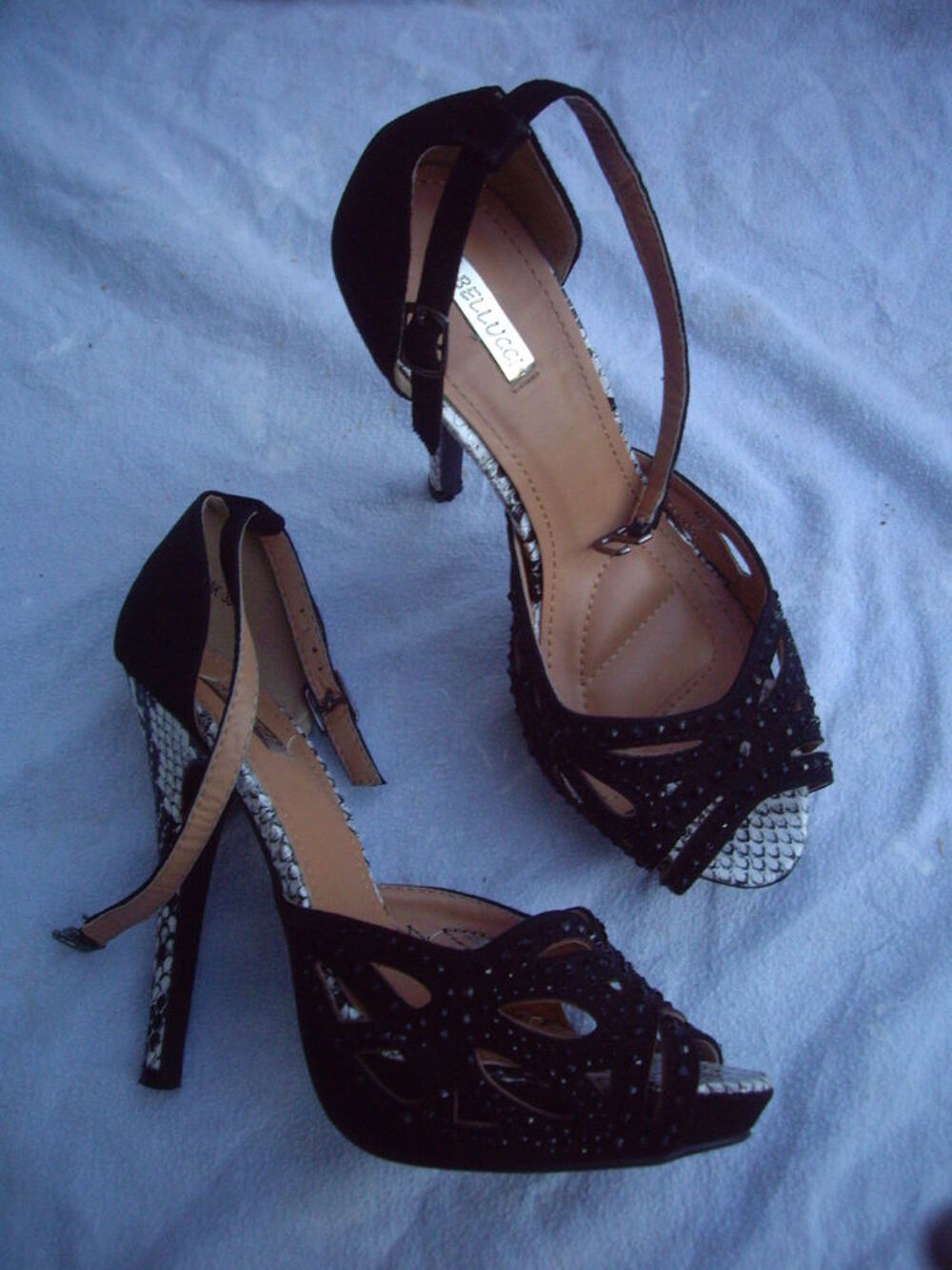 Sandales Noir Python talons 13 cm pt 38-neuves Chaussures