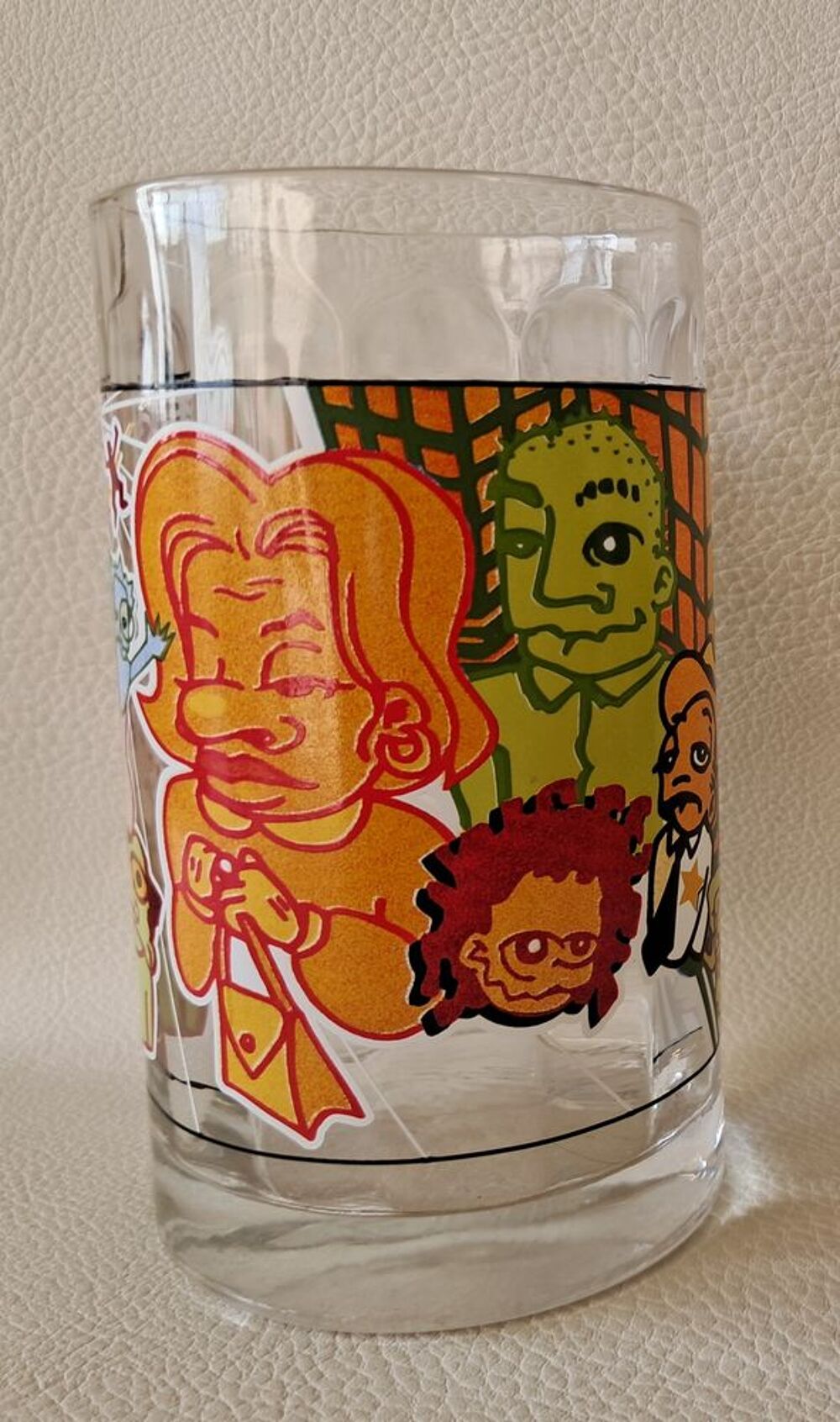 verre &agrave; bi&egrave;re 25 cl desperados s&eacute;rie limit&eacute;e street art 
