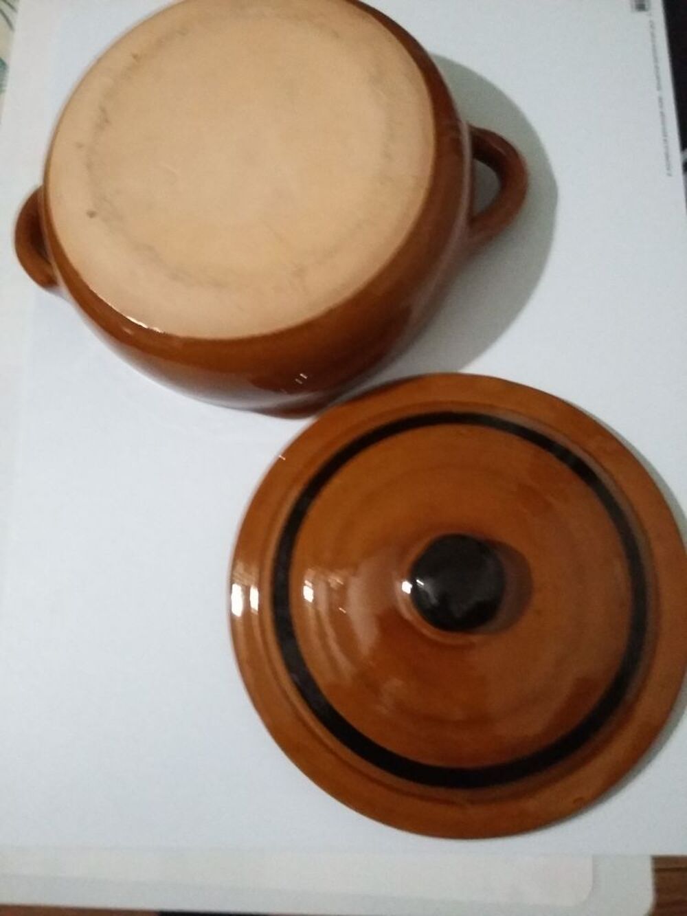 Soupi&egrave;re en gr&egrave;s Décoration