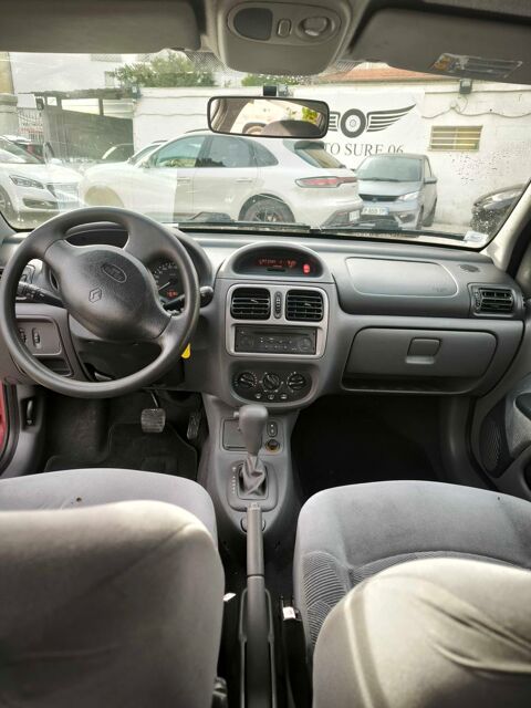 Renault clio 1.4 RT A