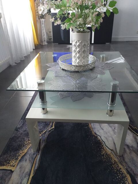 TABLE BASSE 30 Bondy (93)