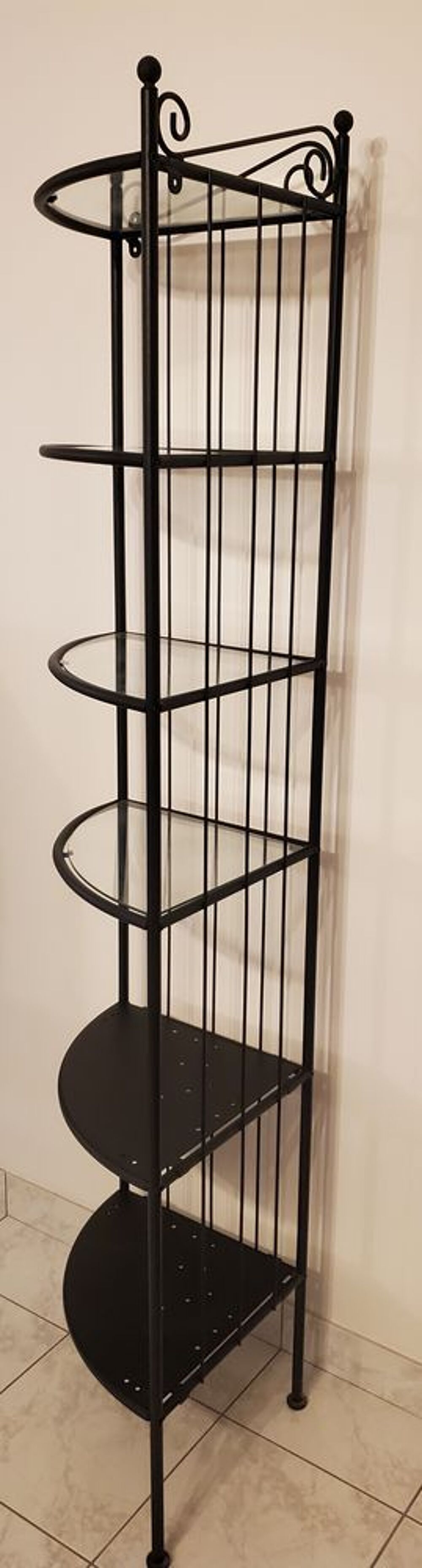 &Eacute;tag&egrave;re d'angle, noire Meubles