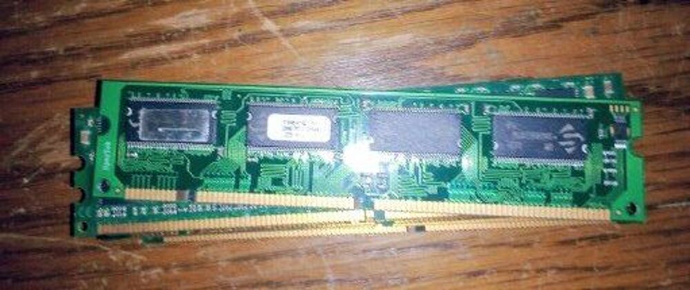 SDRAM PC133 128MO IMac g3 tour g4 APPLE Matériel informatique