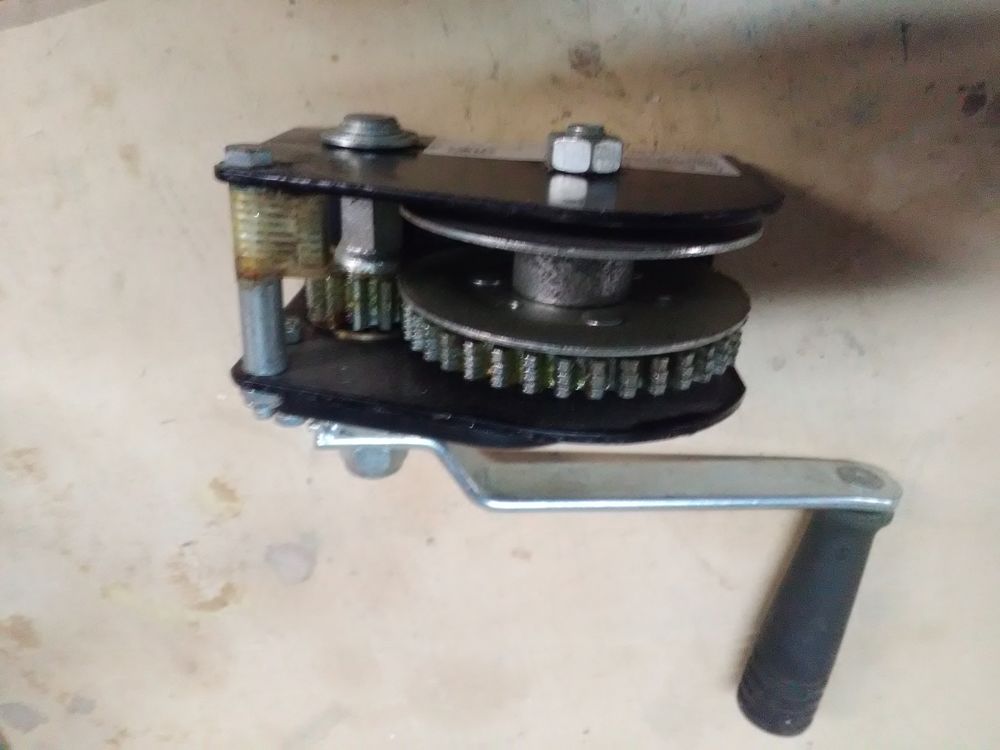 Treuil &agrave; main (sans c&acirc;ble)	
Bricolage