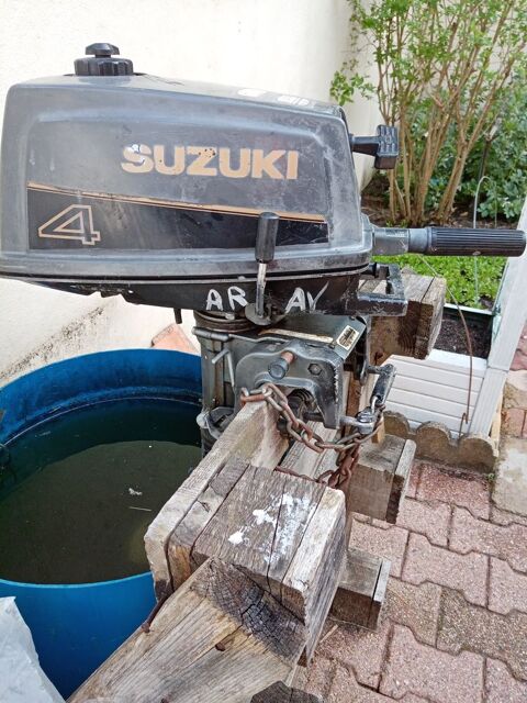 Pièces et équipements Nautisme Pièces et équipements Nautisme  occasion Toulenne 33210