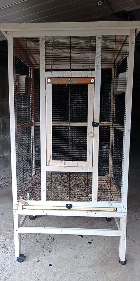 Grande cage 160 71190 Laizy