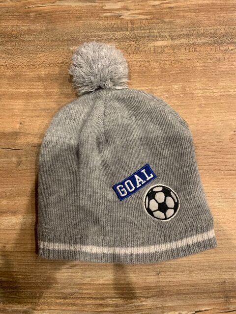 Bonnet enfant gar�on Zeeman  motif  \'\'  Football  \'\' 3 Saleilles (66)