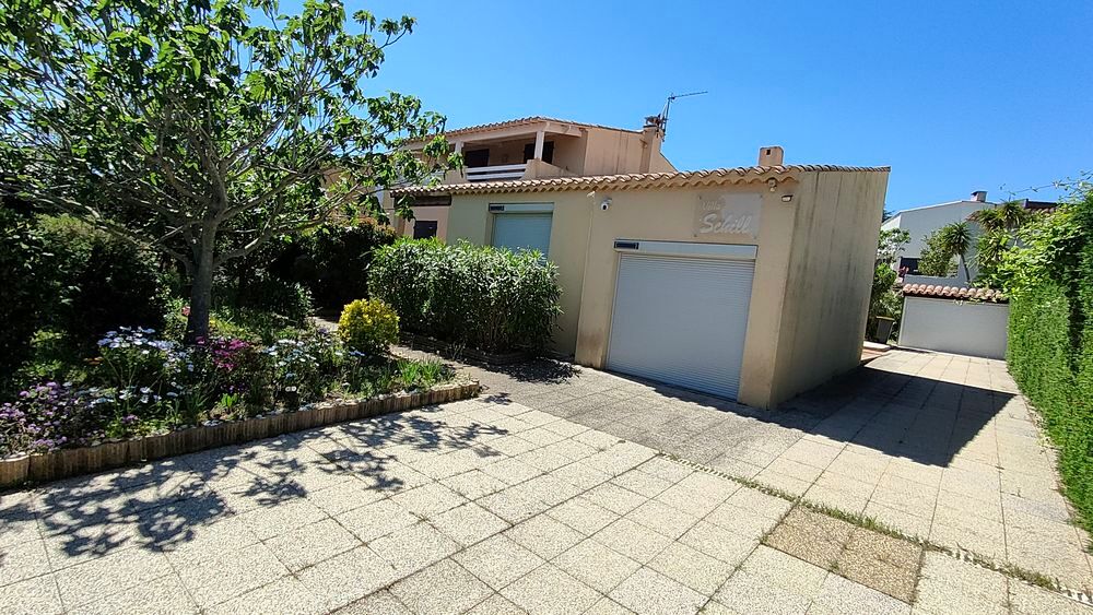 Vente Maison LE CAP D'AGDE : QUARTIER RECHERCHE - Pinède, proximité Maraval, villa individuelle sur 634 m² de terrain clos, piscine chauffée, jacuzzi et dépendance. Le cap d agde
