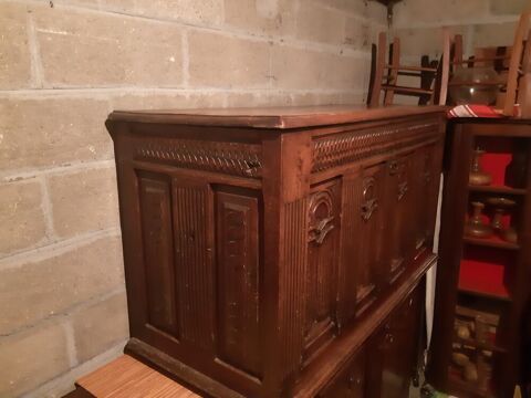 Magnifique Coffre / Bahut Ancien en Bois Massif Sculpté 180 Châteaudun (28)