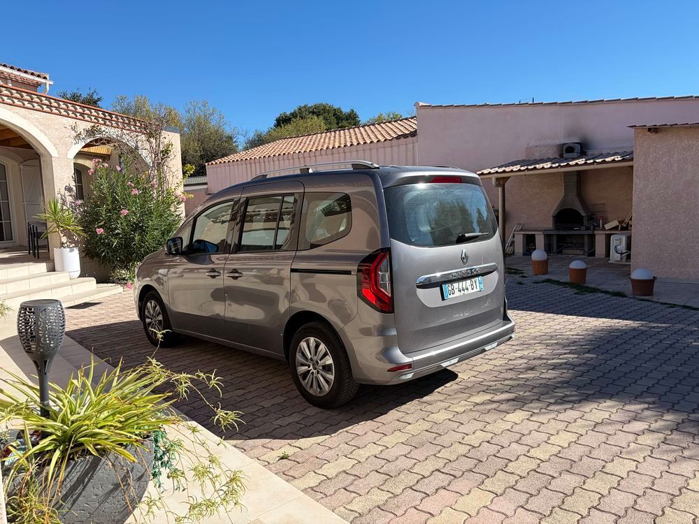 Kangoo Grand 1.5 dCi 90 eco2 FAP Authentique Euro 5 2021 occasion 30000 N&icirc;mes