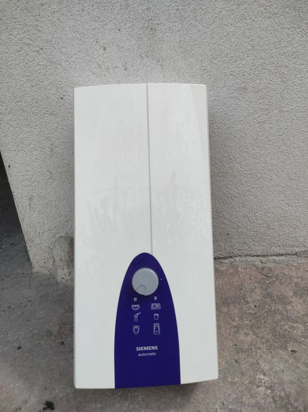Chauffe eau &eacute;lectrique instantan&eacute; 13 k Electroménager