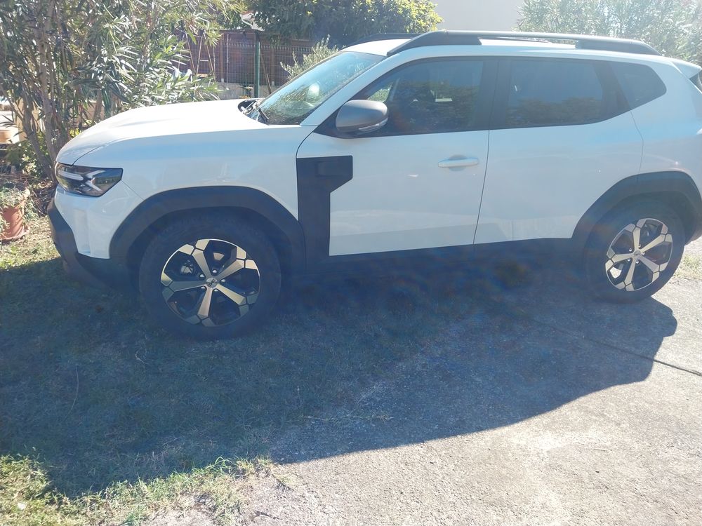 Duster Hybrid 140 4x2 Journey 2024 occasion 31620 Fronton