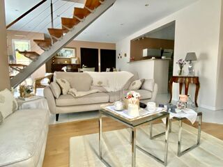  Maison � vendre 5 pi�ces 165 m�