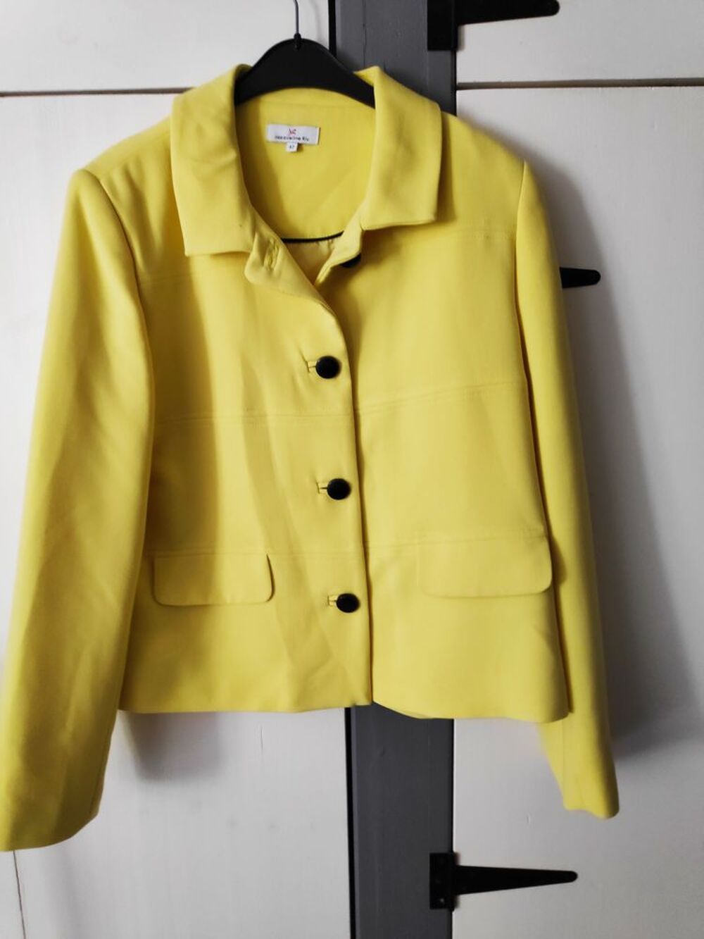 Jolie veste blazer jaune Vtements