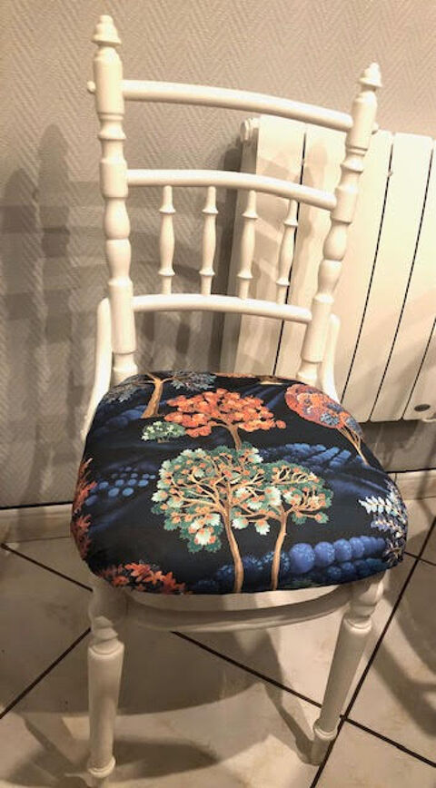chaise d�coration 15 Chevannes (91)