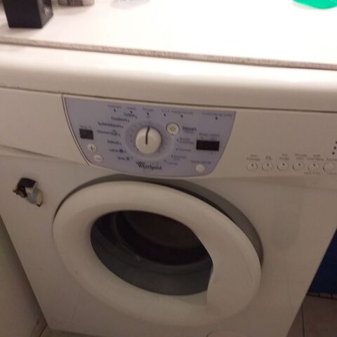 Lave-linge Whirlpool 6e sens et seche linge vedette 150 Aix-en-Provence (13)