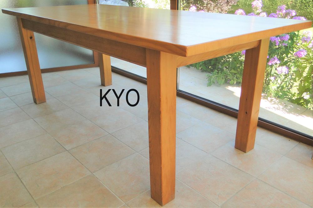 Table rectangulaire bois, 84x200 cm - Tr&egrave;s bon &eacute;tat Meubles