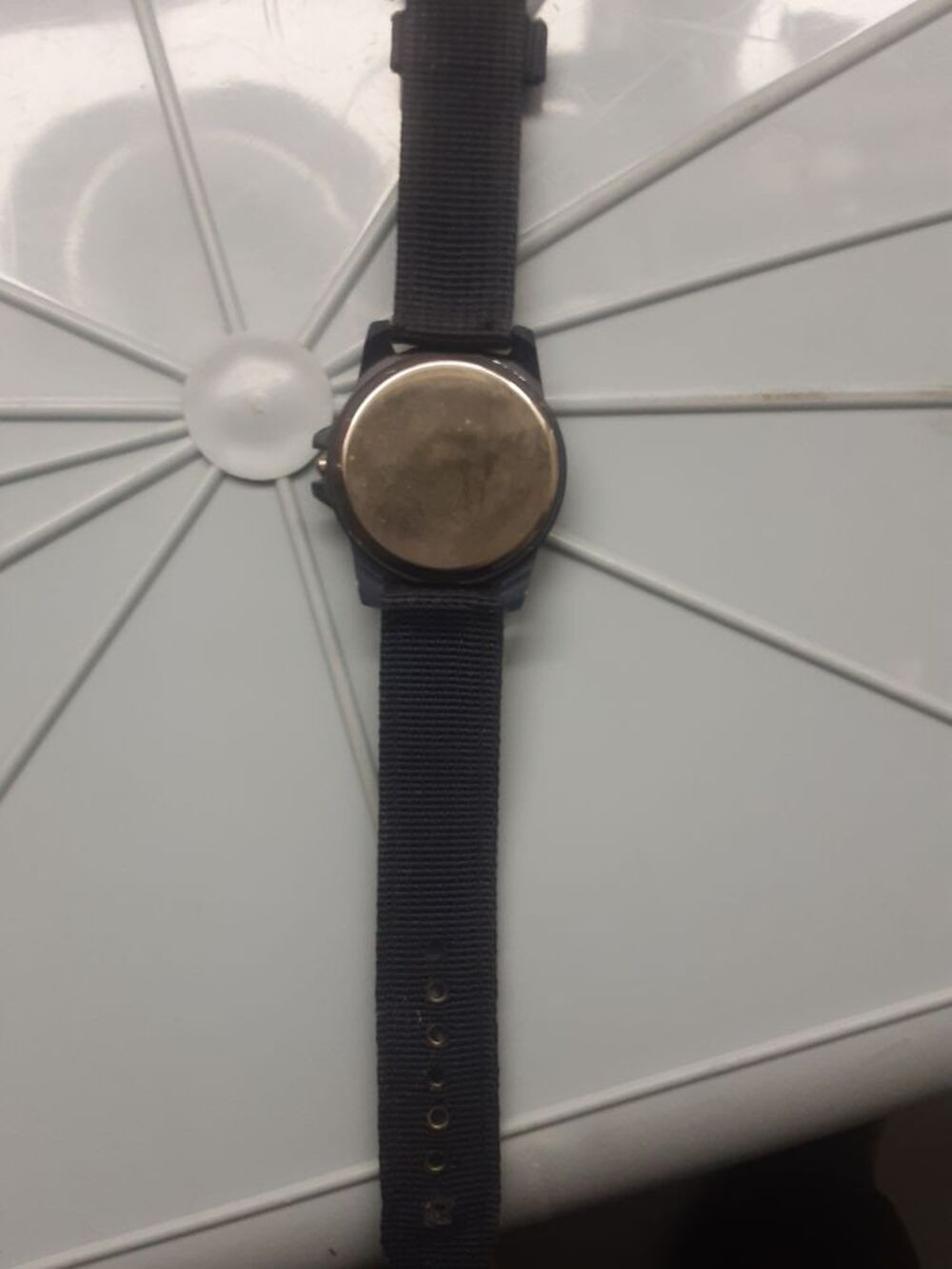 MONTRE MILITAIRE **G&Eacute;MIUS ARMY Bijoux et montres
