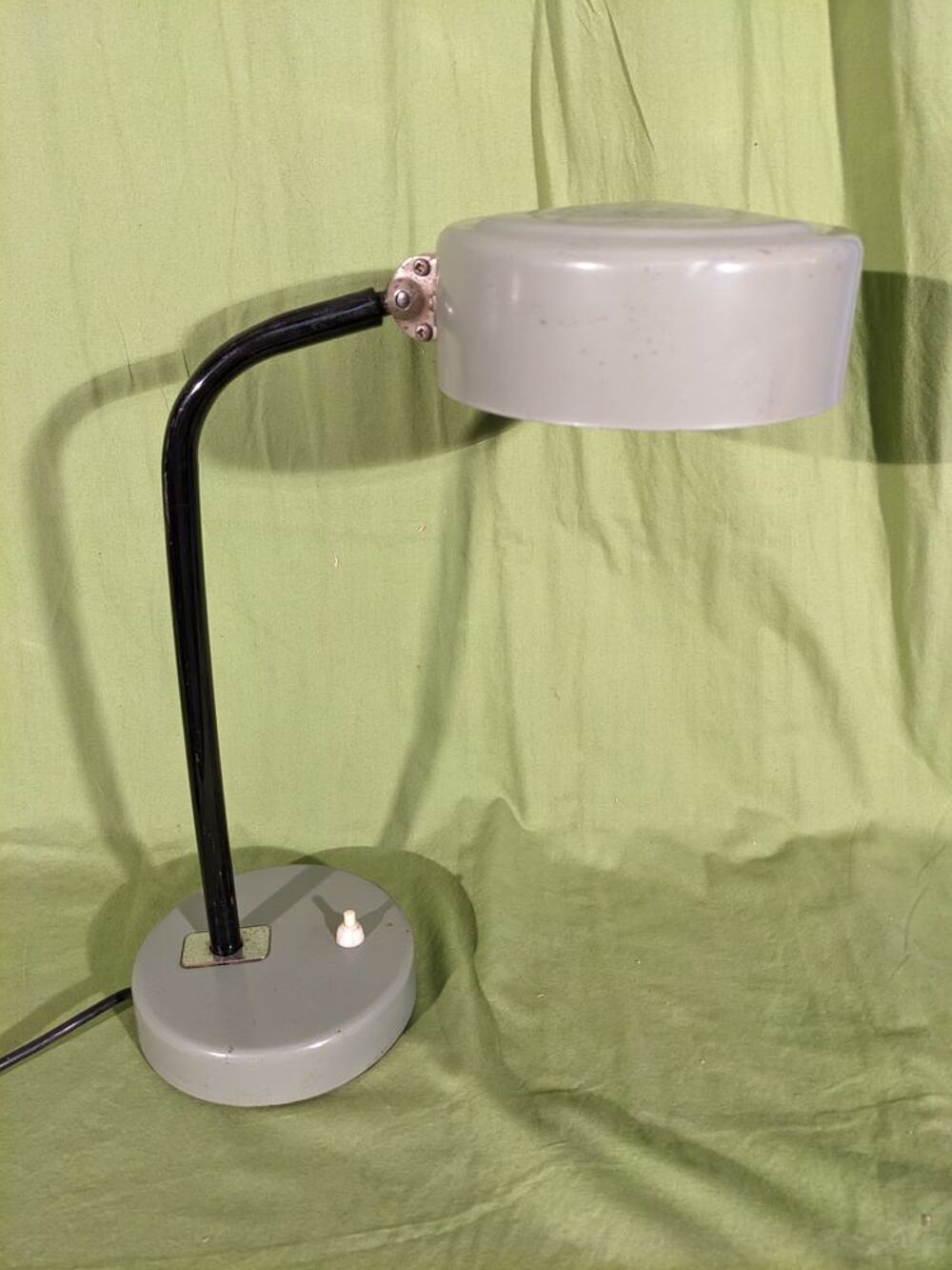 Lampe militaire vintage 1950 RDA Allemagne de l'est ou URSS Décoration