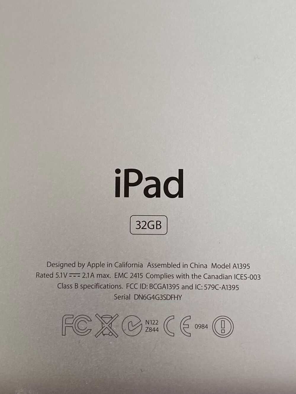 IPad 2 7.1 32G0 Apple gris sid&eacute;ral wifi Téléphones et tablettes