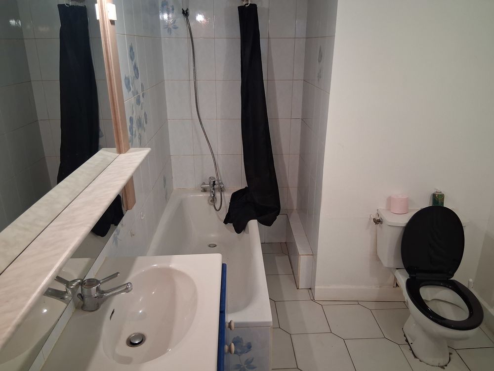 Location Appartement A Epinal, F2 renové centre ville en face du parc du cours Épinal