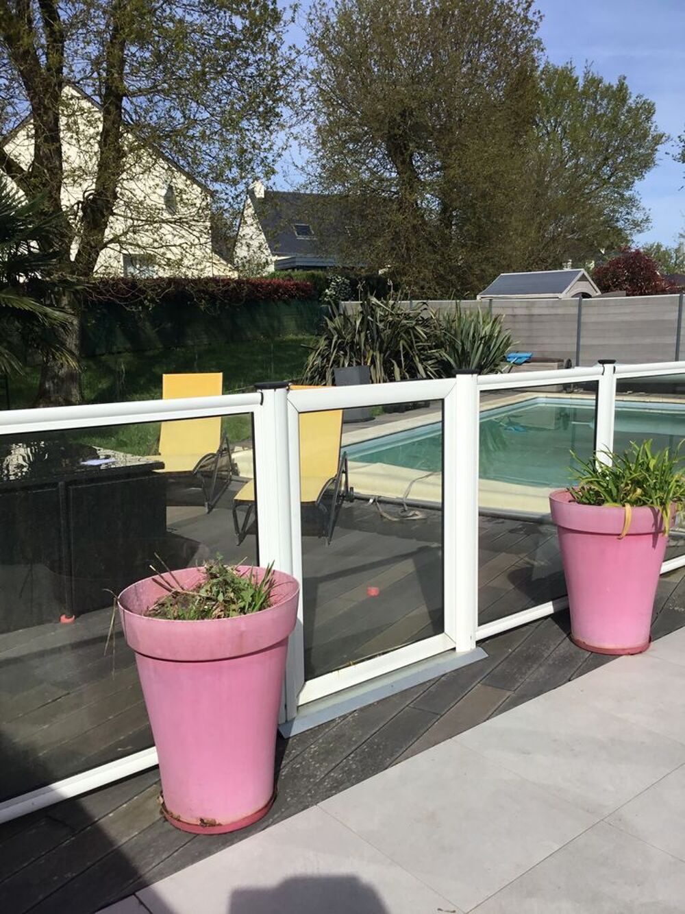 Barri&egrave;res de protection de piscine Jardin