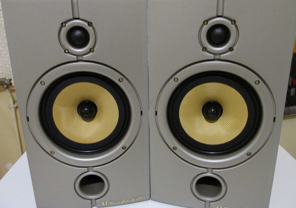 Enceintes Wharfedale Diamond 8.2
Audio et hifi