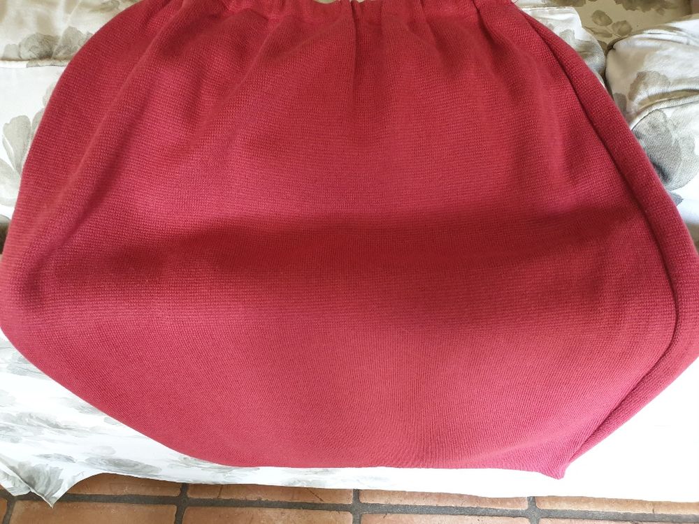 Veste en laine rouge/ros&eacute; et jupe assortis, vintage. Vtements