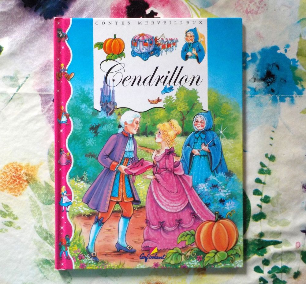 3 CONTES MERVEILLEUX BLANCHE-NEIGE CENDRILLON LA BELLE AU BO Livres et BD