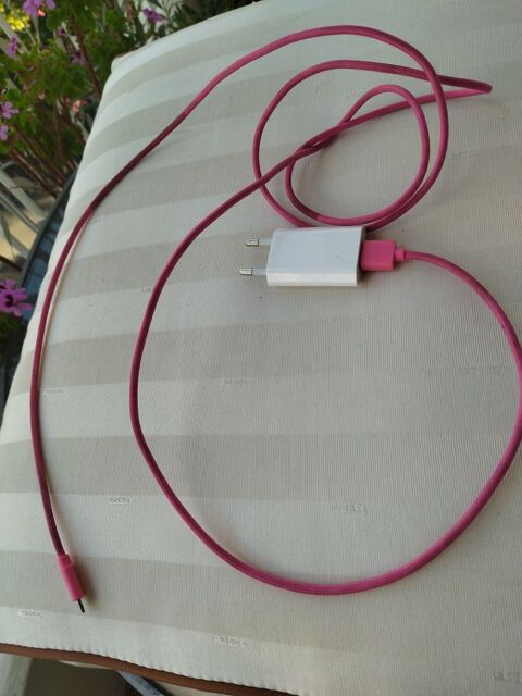 IPHONE CHARGEUR 1,70m  12 Nice (06)