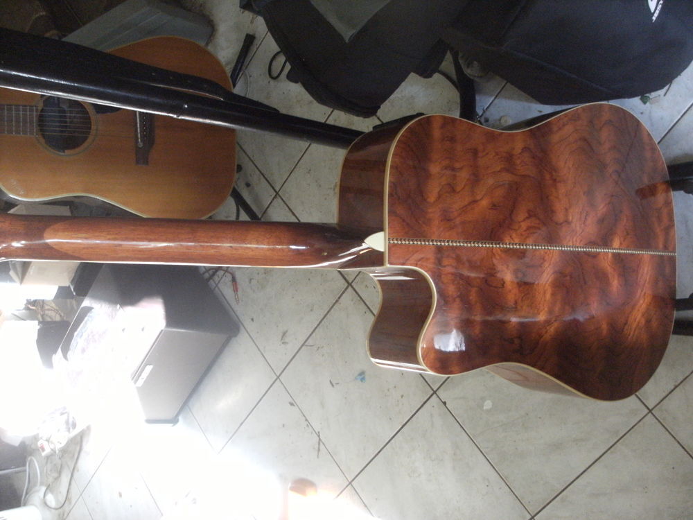GUITARE ELECTRO ACOUSTIQUE WASHBURN D10 SCE nat Instruments de musique