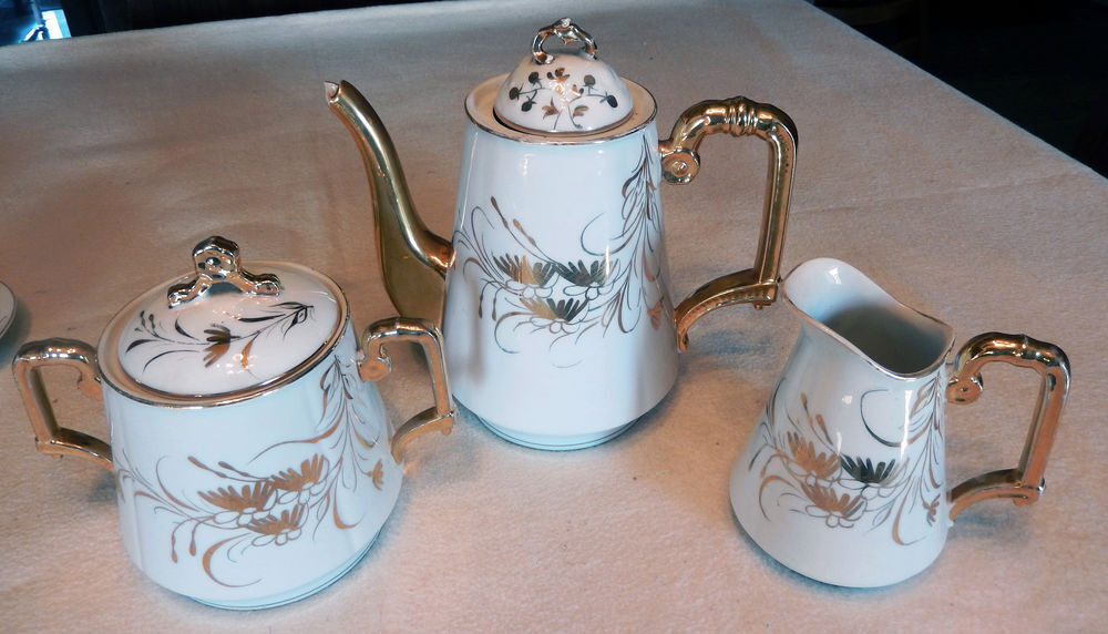 Service &agrave; caf&eacute; porcelaine ancien (N&deg; 2) Cuisine