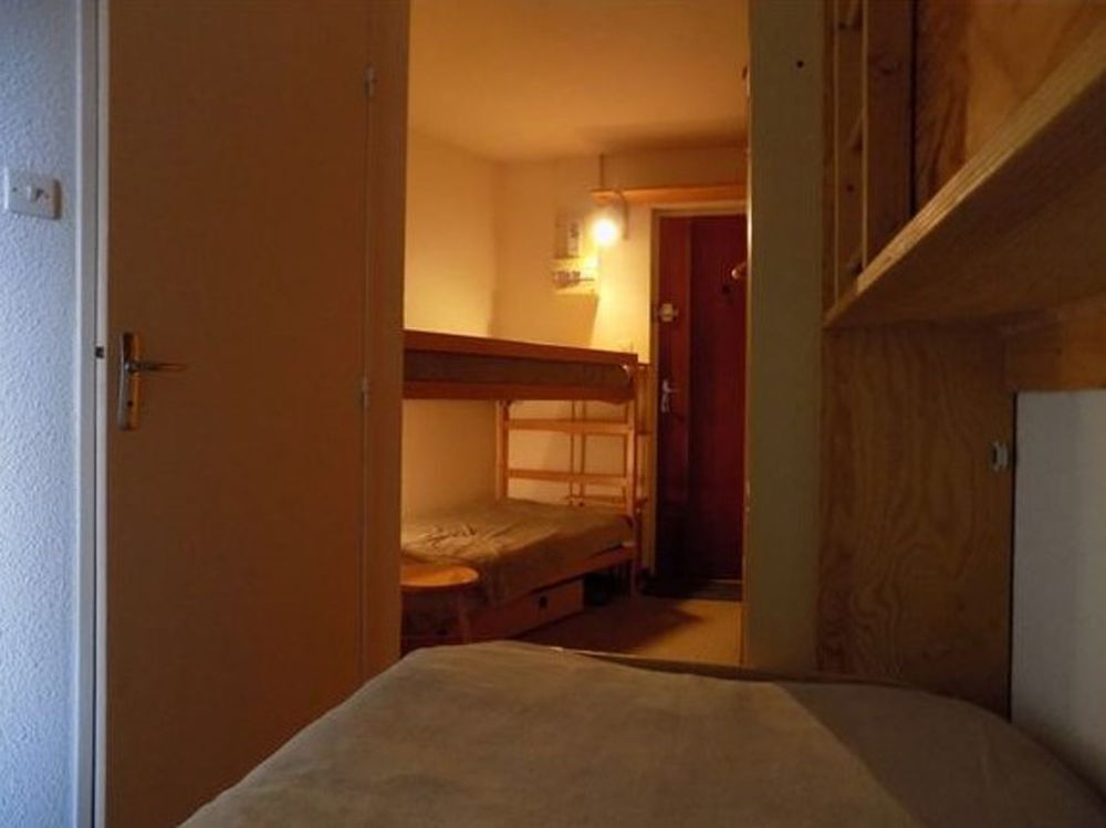 Location Appartement studio 24m2 toute l'année, dans quartier Eclose Huez