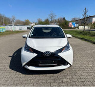 Aygo 1.0 VVT-i x-cite Blanc (3 CV) 2017 occasion 20260 Calvi