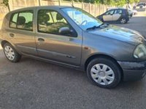Clio II Clio 1.2i RTE 2000 occasion 76600 Le Havre