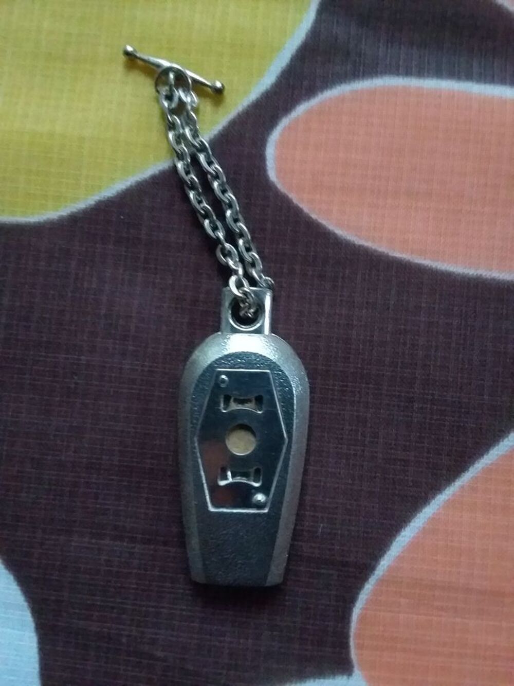 porte clef Hermes Bel Ami vintage Bijoux et montres