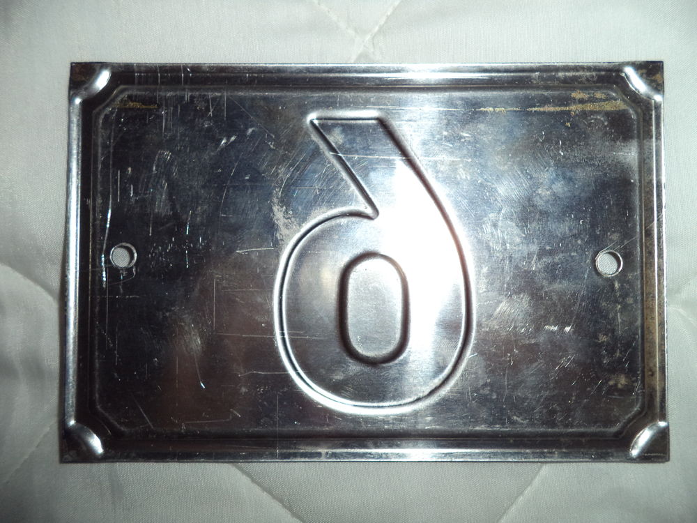 Plaque de rue n&deg; 6 neuve Bricolage