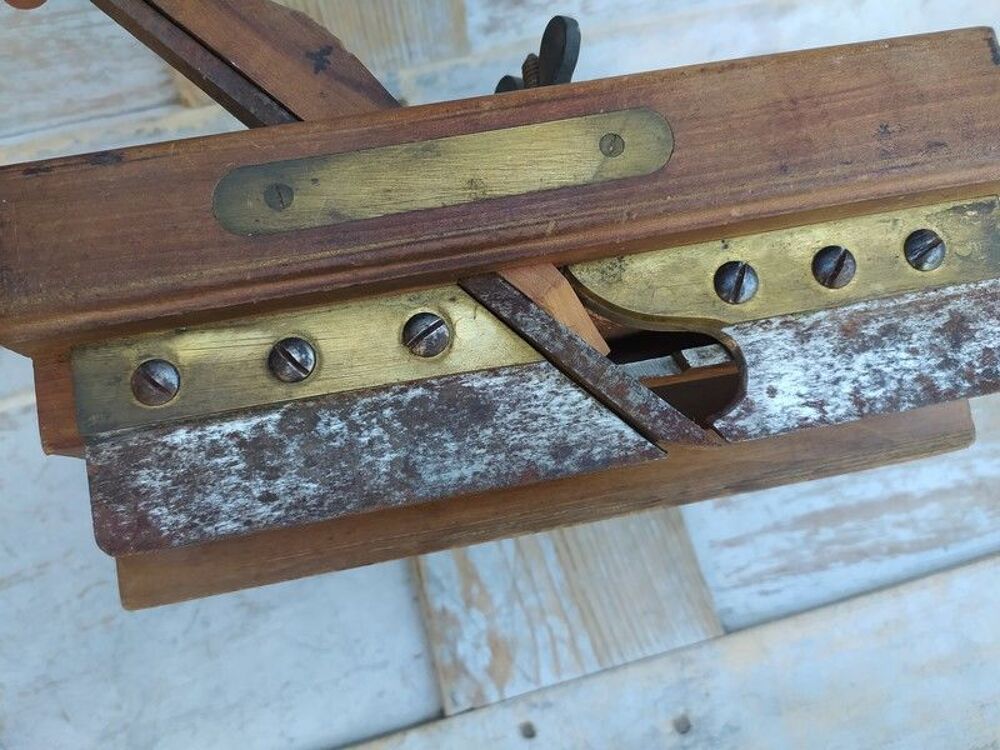 Ancien Rabot &agrave; Bois Bouvet &agrave; Approfondir R&eacute;glage &agrave; Vis
